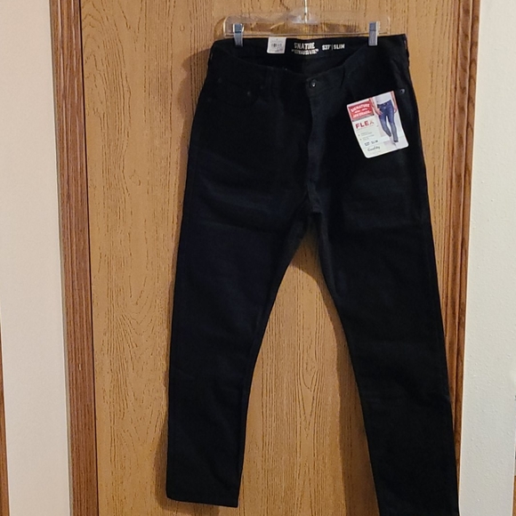 signature by levi strauss & co Other - Mens 38 X 32 Signature Levi Strauss & Co NWT